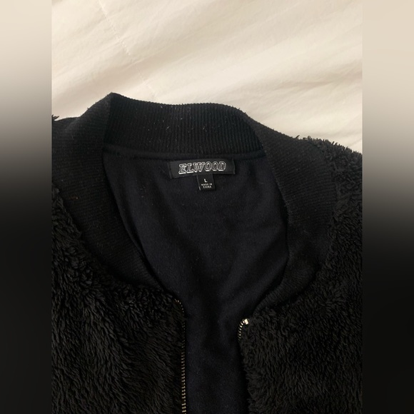 Black Sherpa bomber jacket, size large, ELWOOD - Picture 2 of 3